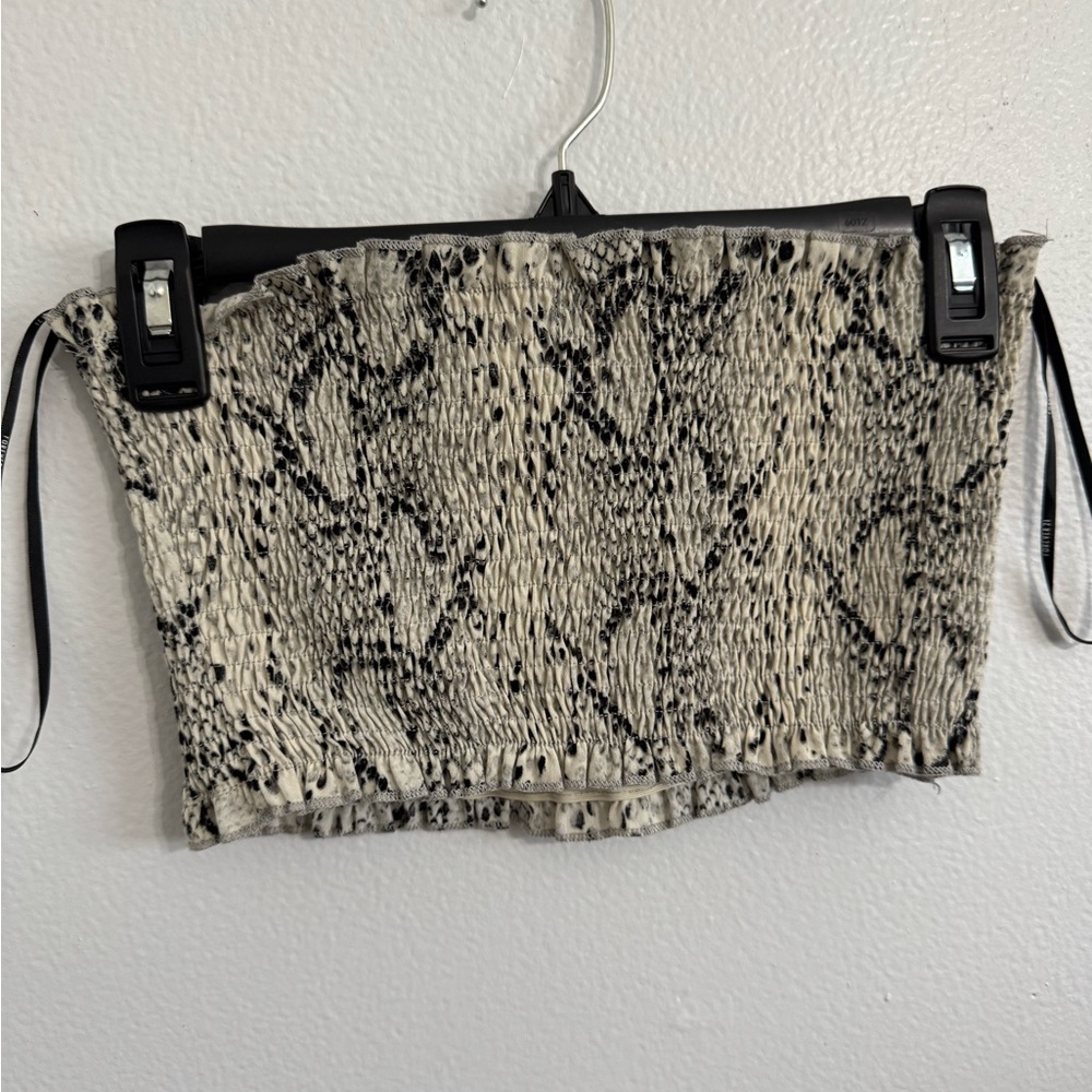 Forever 21: 2-piece snake print tube top and short set